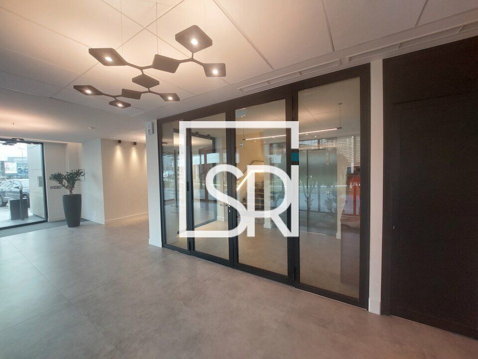 Location bureaux 110 m² non divisibles