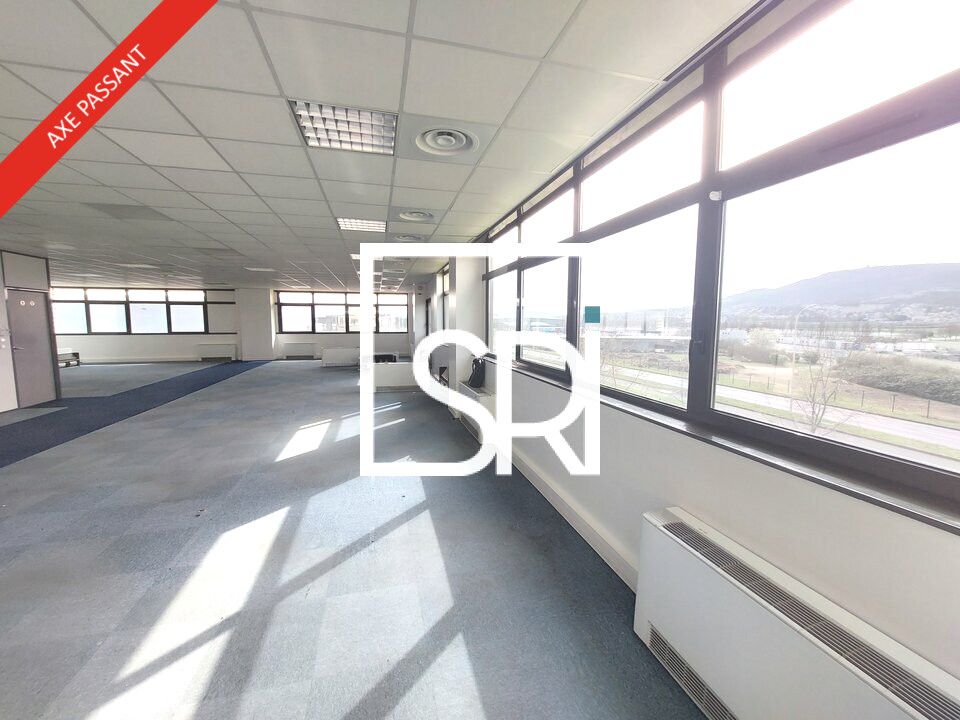 Location bureaux 627 m² non divisibles