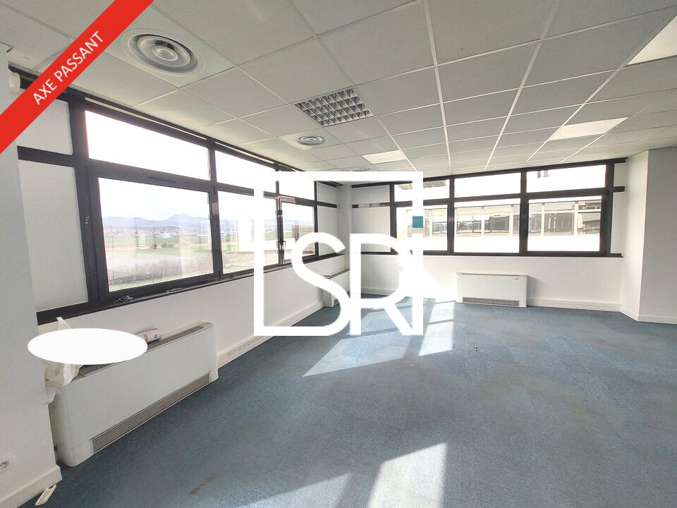 LOCATION BUREAUX de 627 m2 - ZENITH D'AUVERGNE - 63800 COURNON D'AUVERGNE