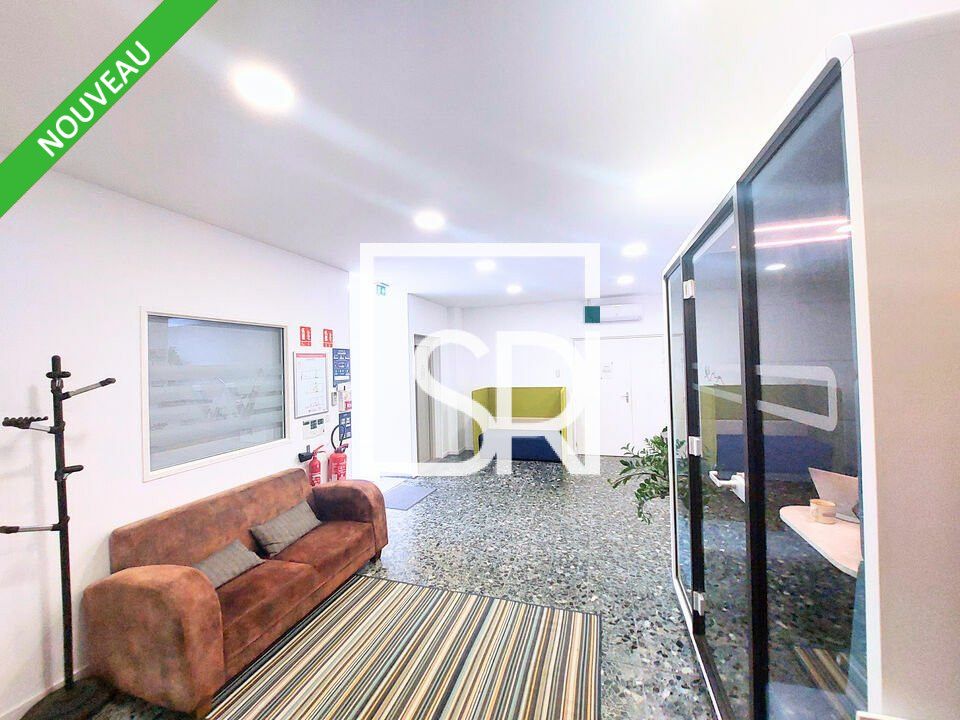 Location bureaux 900 m² non divisibles