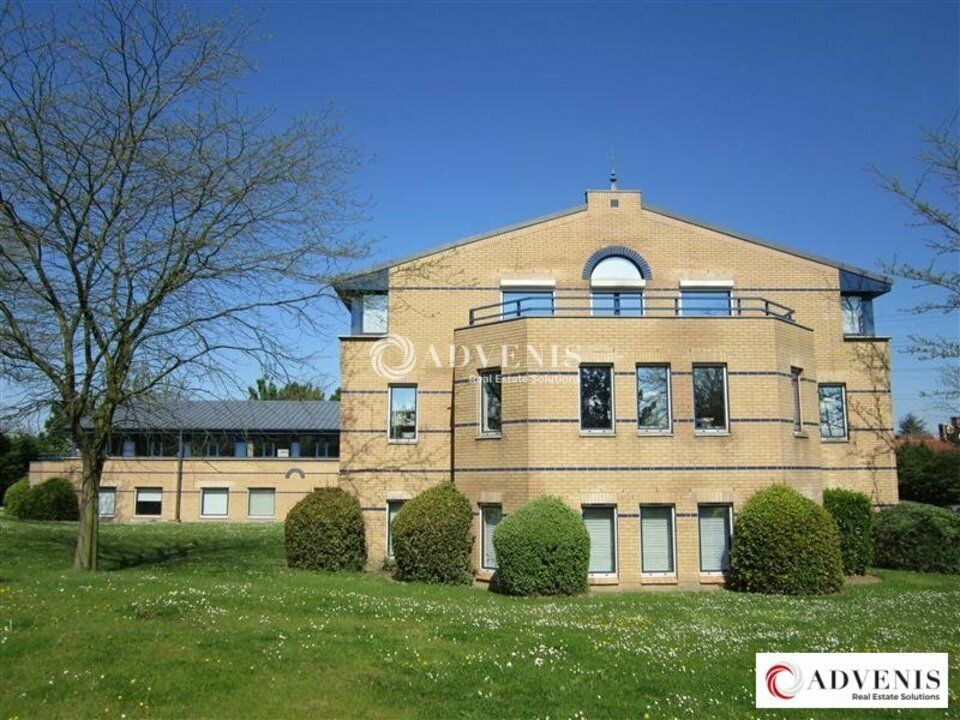 Location bureaux 208 m² divisibles à partir de 36 m²