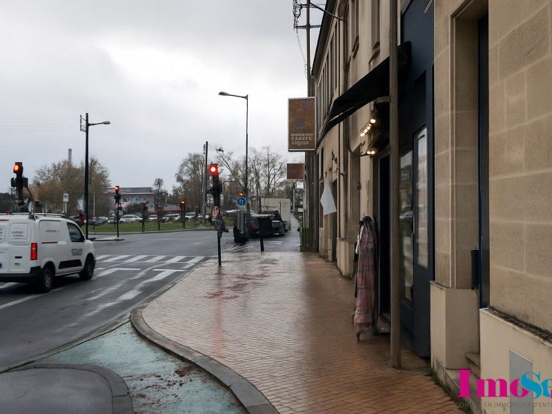 Location bureaux 60 m² non divisibles