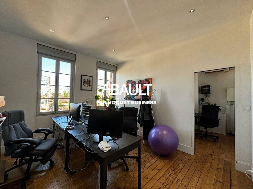 A LOUER BUREAUX D'ENVIRON 63M² AVENUE PAUL SEJOURNE