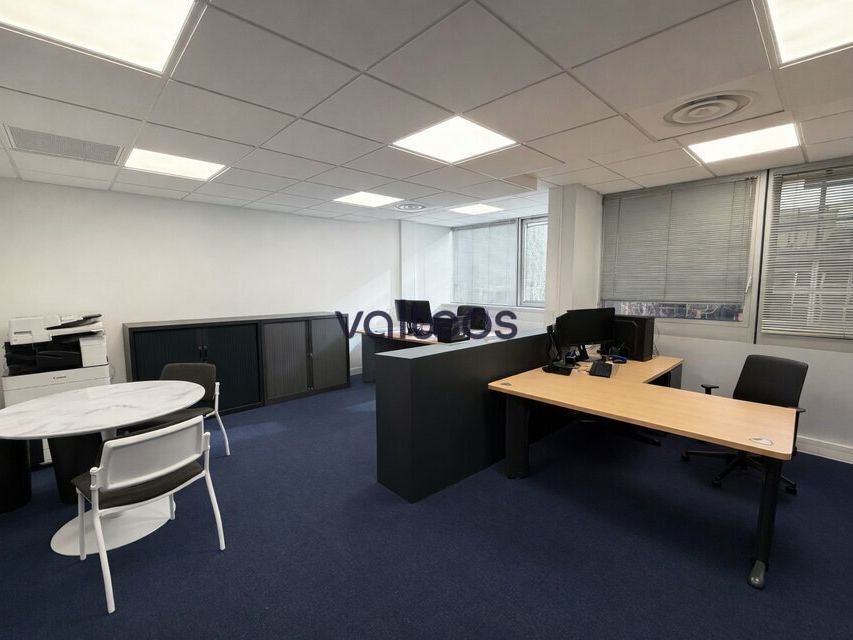 Location bureaux 39 m² non divisibles