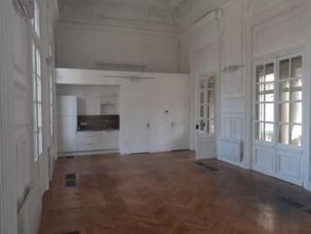 Location bureaux 60 m² non divisibles