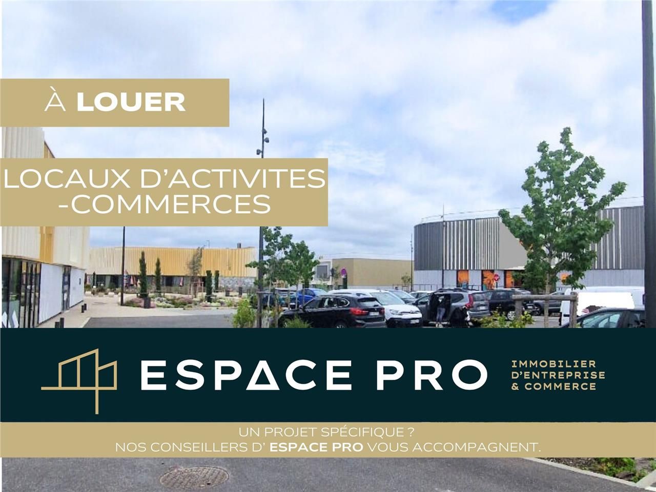 Location local commercial 708.00 m² à Ifs