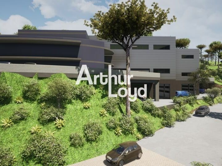 Location local d''activites 500 m² non divisibles