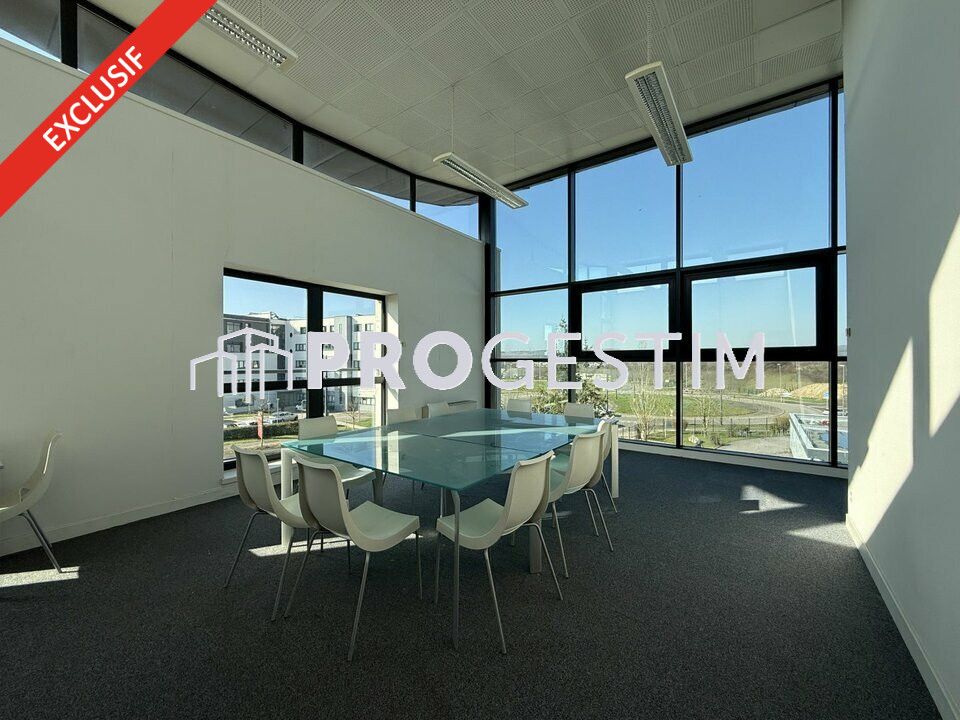 Vente bureaux 259.86 m² non divisibles
