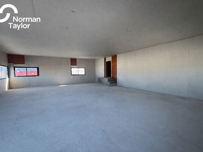 Location local commercial 140 m² non divisibles