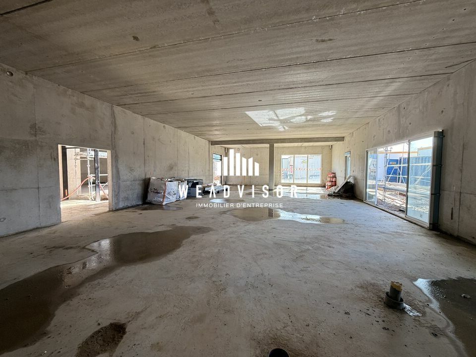 Location local commercial 173 m² non divisibles