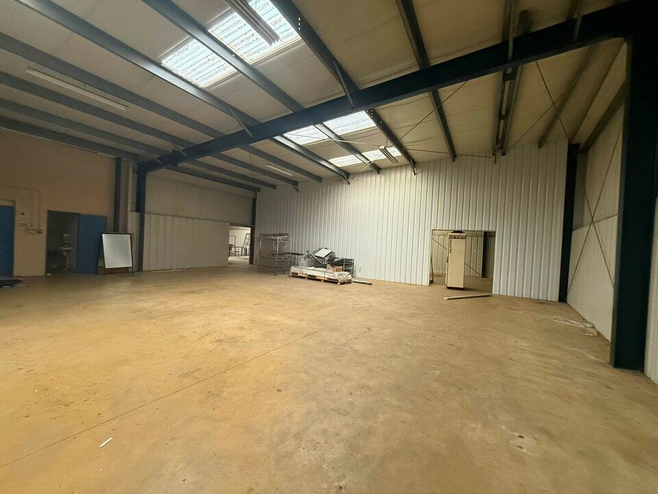 A LOUER / LOCAL D'ACTIVITE / BUREAUX / ROUEN 