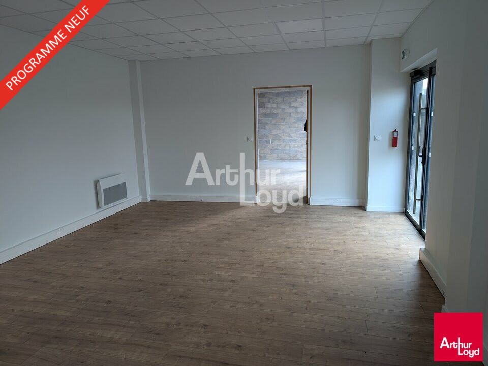 LE RHEU - CELLULE D'ACTIVITE NEUVE A LOUER