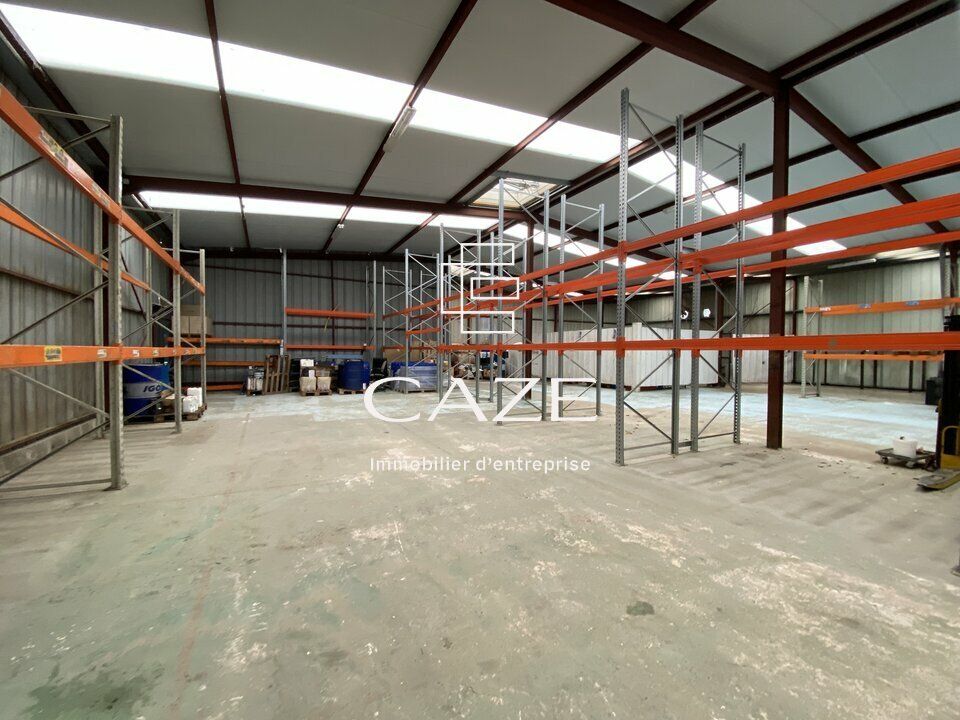 Vente local d''activites 745 m² non divisibles