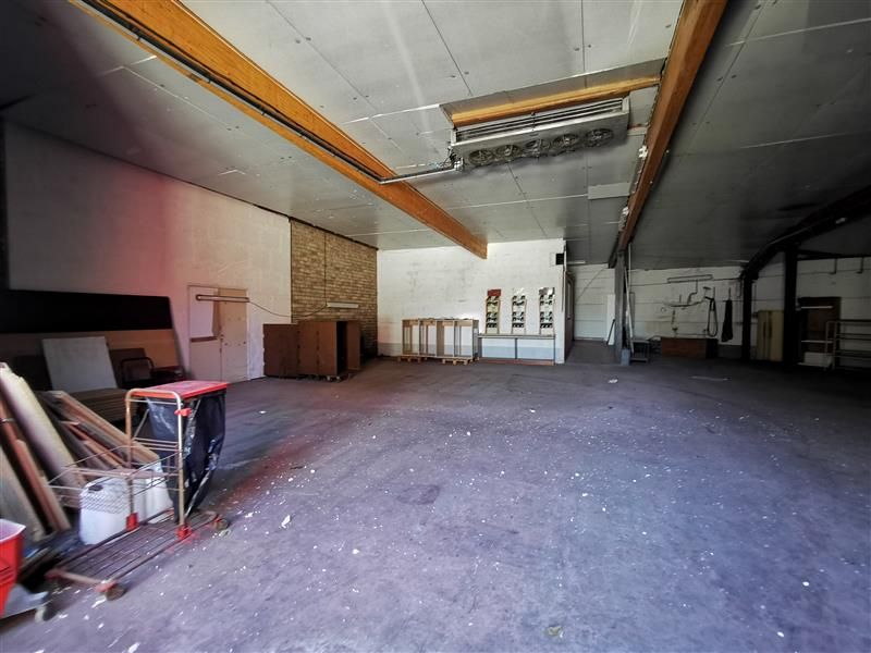 A LOUER - DERNIERE SURFACE COMMERCIALE DE 740 M² - EFFET D'ENSEIGNE GARANTI !