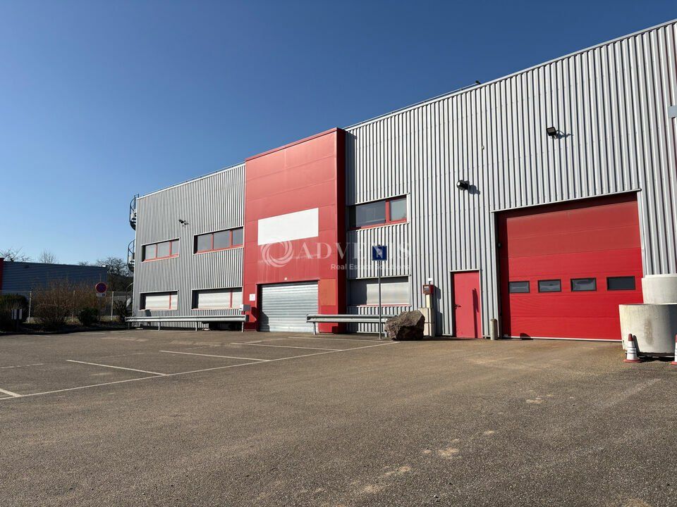 Location local d''activites 846 m² non divisibles