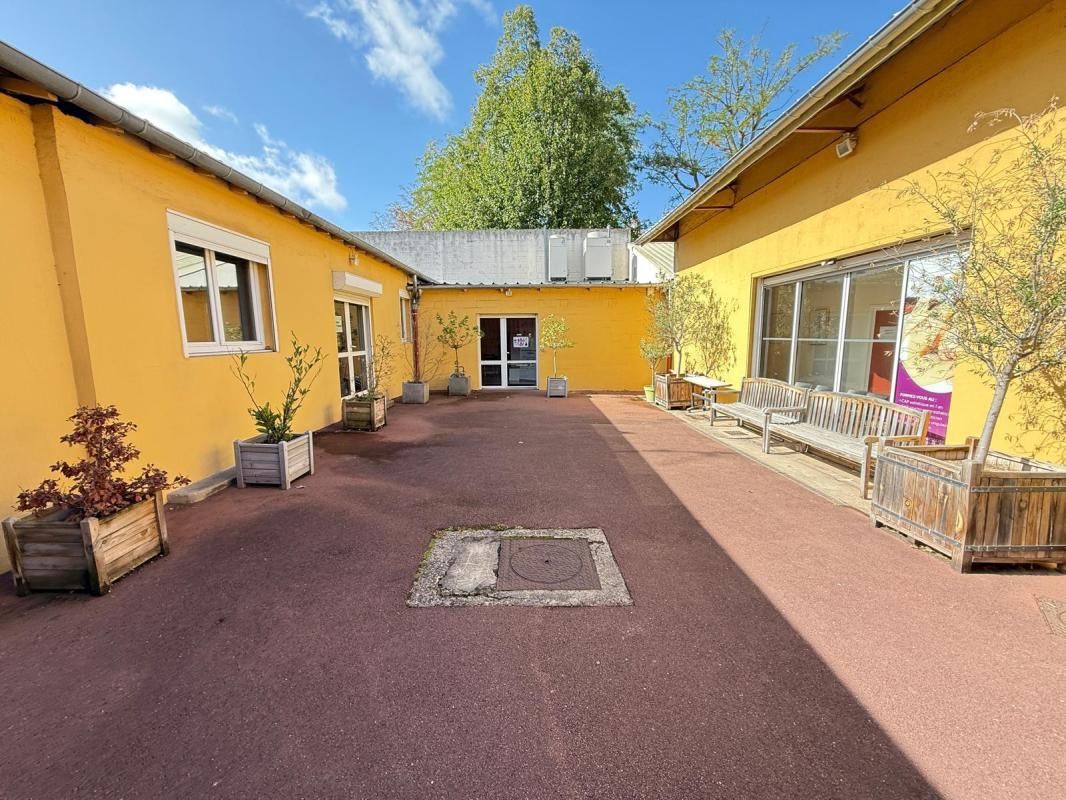 Location bureaux 360 m² non divisibles