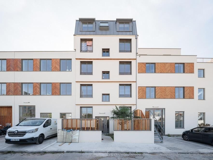 Location entrepôts 250 m² divisibles à partir de 30 m²