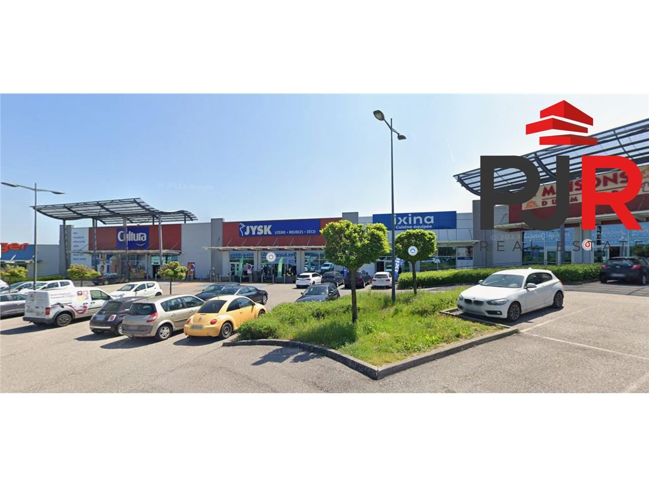 Location local commercial 900 m² à Epinal