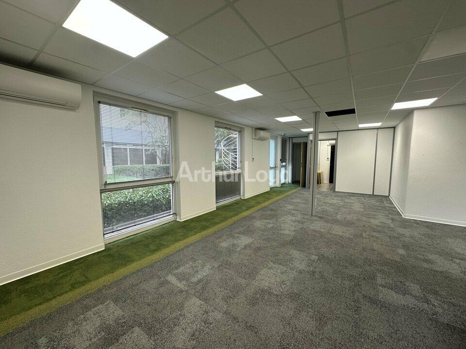 Location bureau - 1769 m²