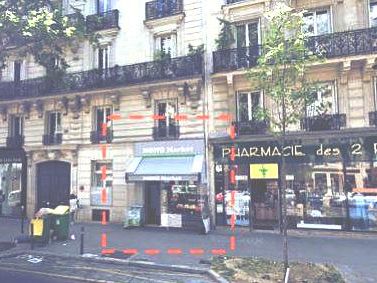 Location local commercial 93 m² à Paris