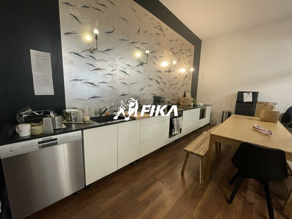 A LOUER - BUREAUX - 180 m²- (33000) BORDEAUX