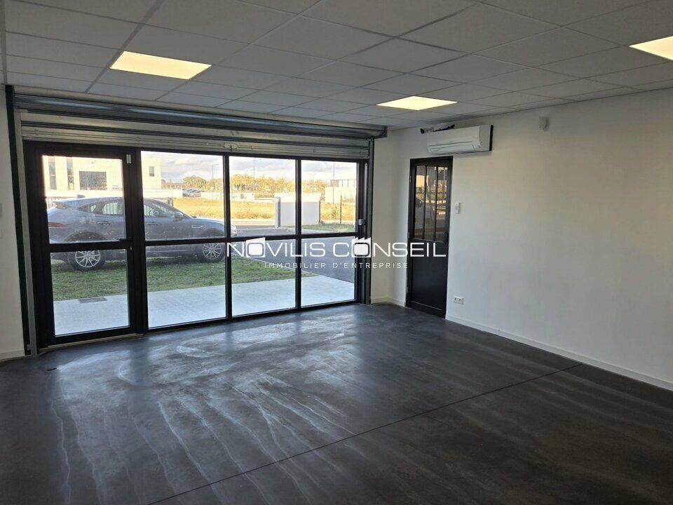 Location activité/entrepôt - 445 m²