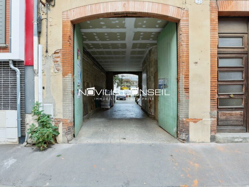 Local commercial à vendre - 390 m²