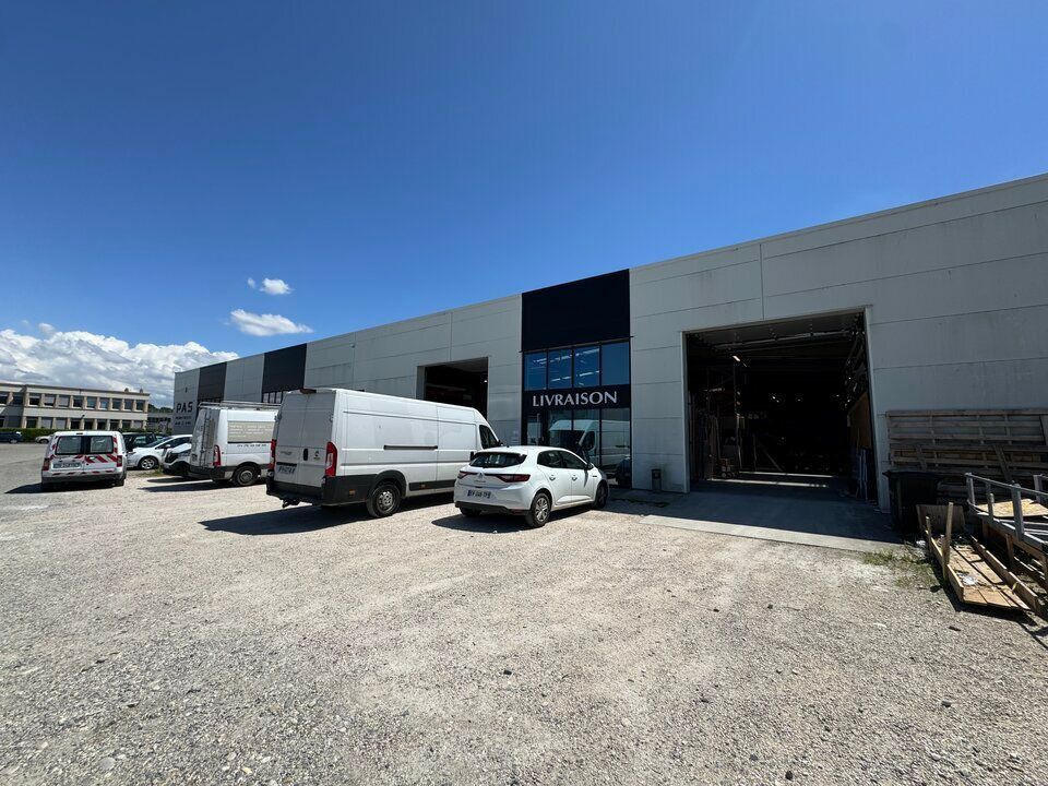 À Louer – Local commercial – Bourg-lès-Valence Nord