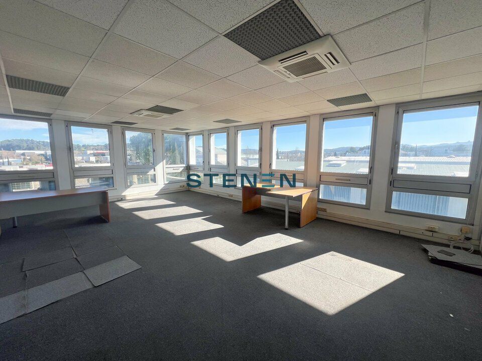 Location bureaux 50 m² non divisibles