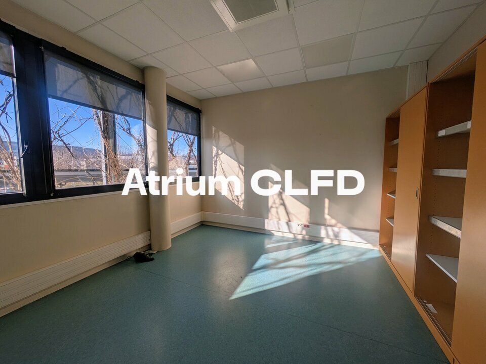LOCATION BUREAUX 150M² divisibles dès 12 m² - LA PARDIEU