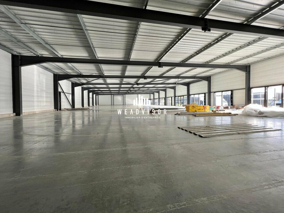 Location local commercial 300 m² non divisibles