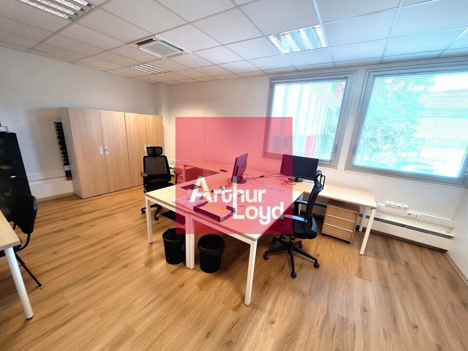 Location bureaux 108 m² non divisibles