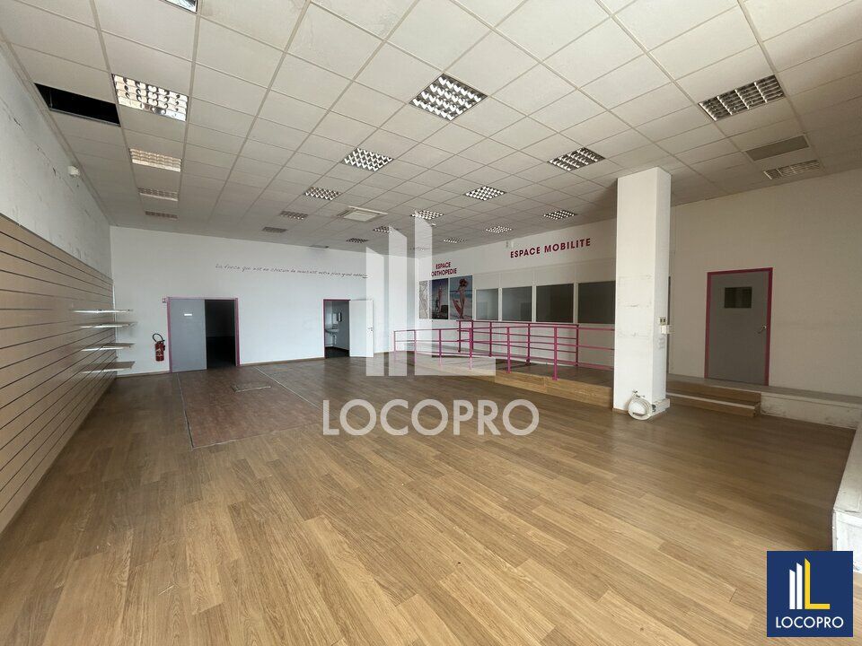 A LOUER - LOCAL D'ACTIVITÉS - 740 M² DIVISIBLE A PARTIR DE 240M2 - VILLENEUVE LOUBET