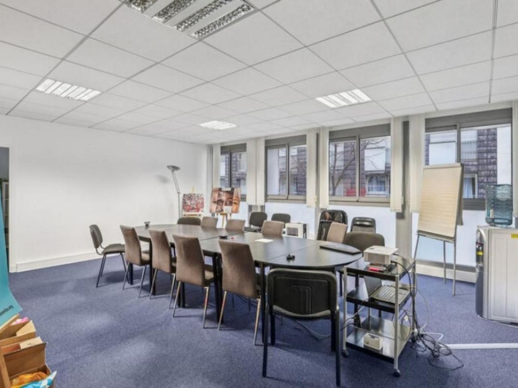 Location bureaux 297 m² non divisibles