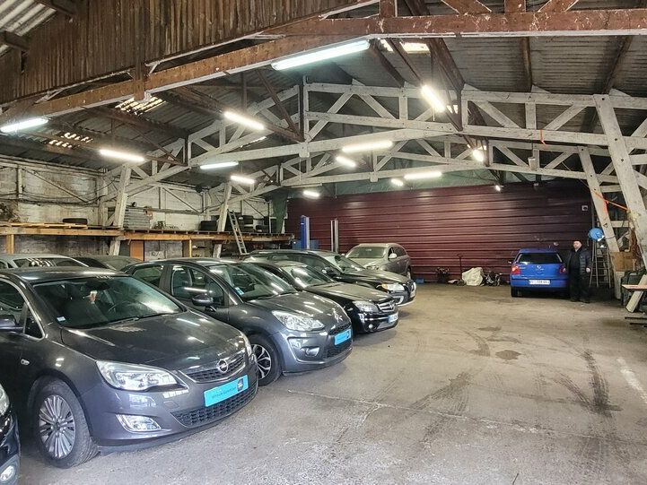 LOCAL D'ACTIVITES/ARTISANAL ANCIEN AUX PORTES DE ROUEN RIVE DROITE.