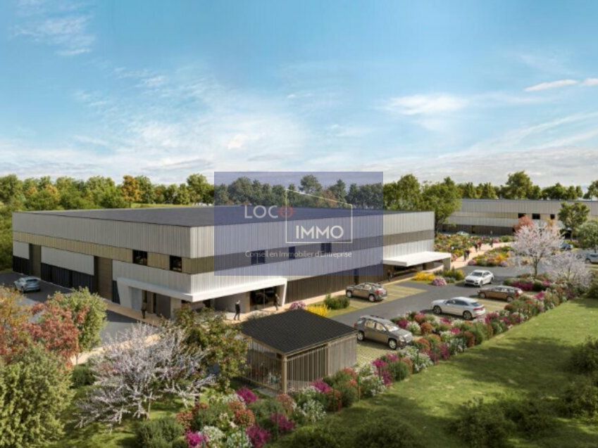 Location local d''activites 2350 m² divisibles à partir de 2000 m²