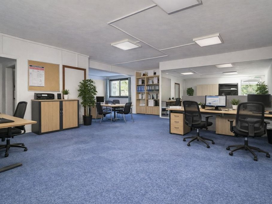 Location bureaux 75 m² non divisibles