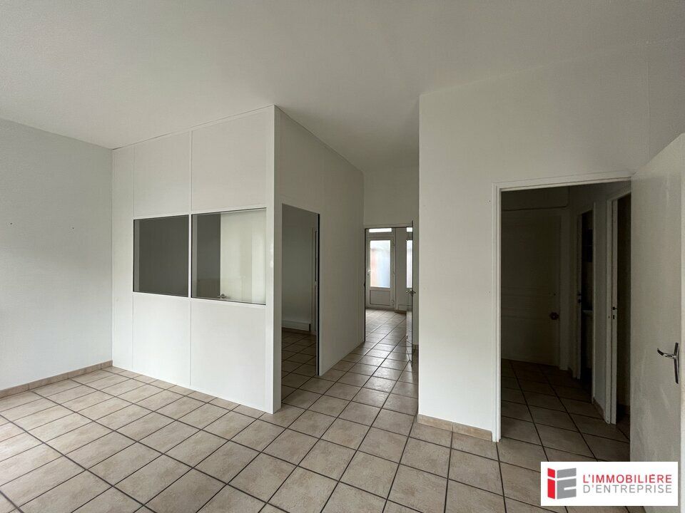 SAINT MALO - EMPLACEMENT N°1 - LOCAL COMMERCIAL 48 m²