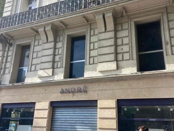 Vente entrepôts 0 m² non divisibles