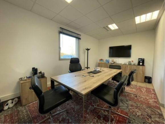 Location bureaux 250 m² non divisibles