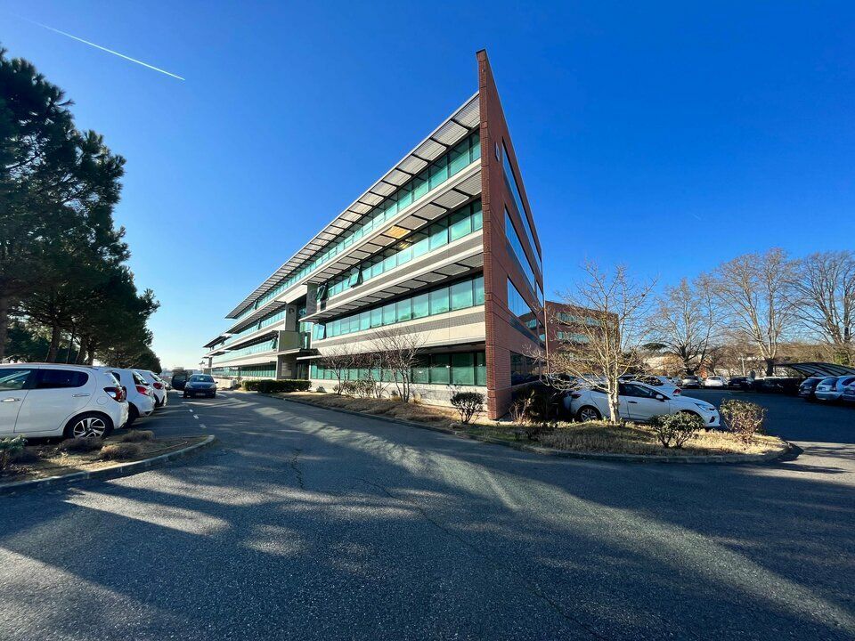 Location bureaux 480.81 m² divisibles à partir de 226.56 m²