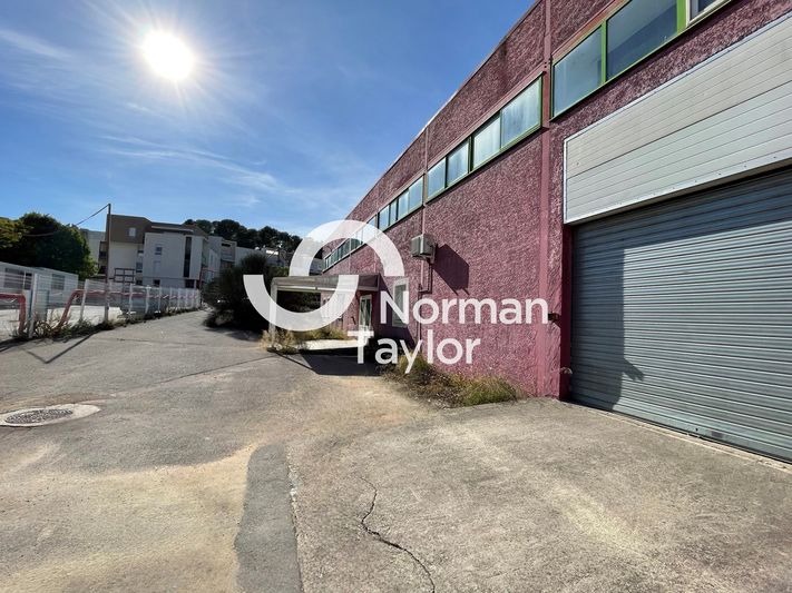 Vente bureaux 3000 m² non divisibles