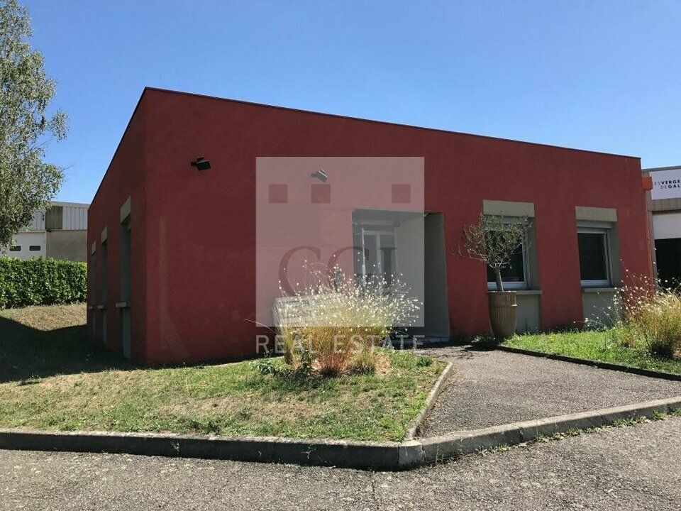 A louer - Bureaux rénovés de 250 m² à RILLIEUX LA PAPE