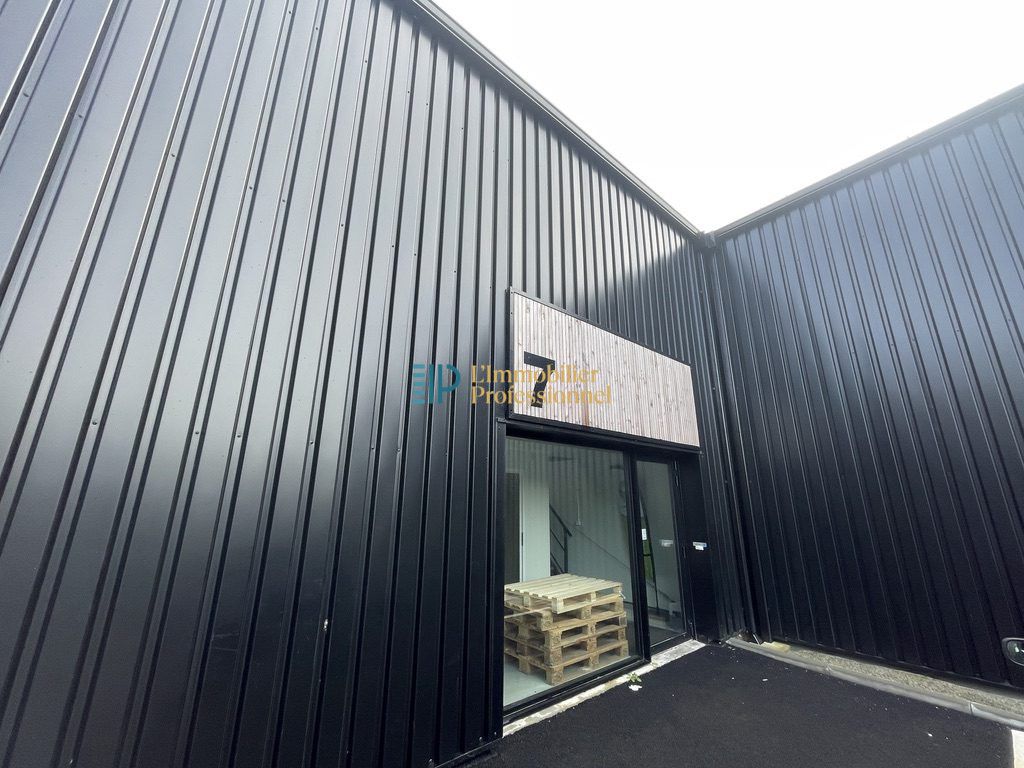 Vente local 163 m² à Landaul