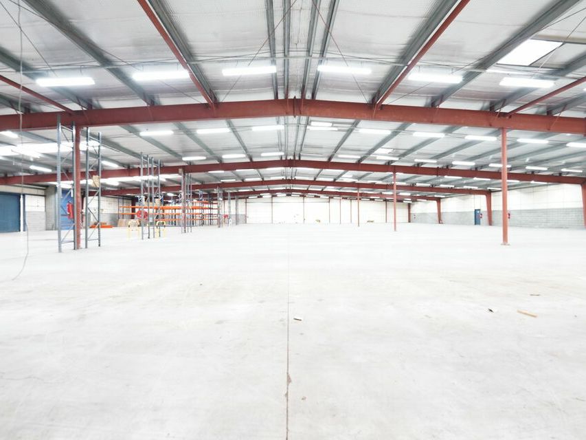 Vente entrepot 2927 m² non divisibles