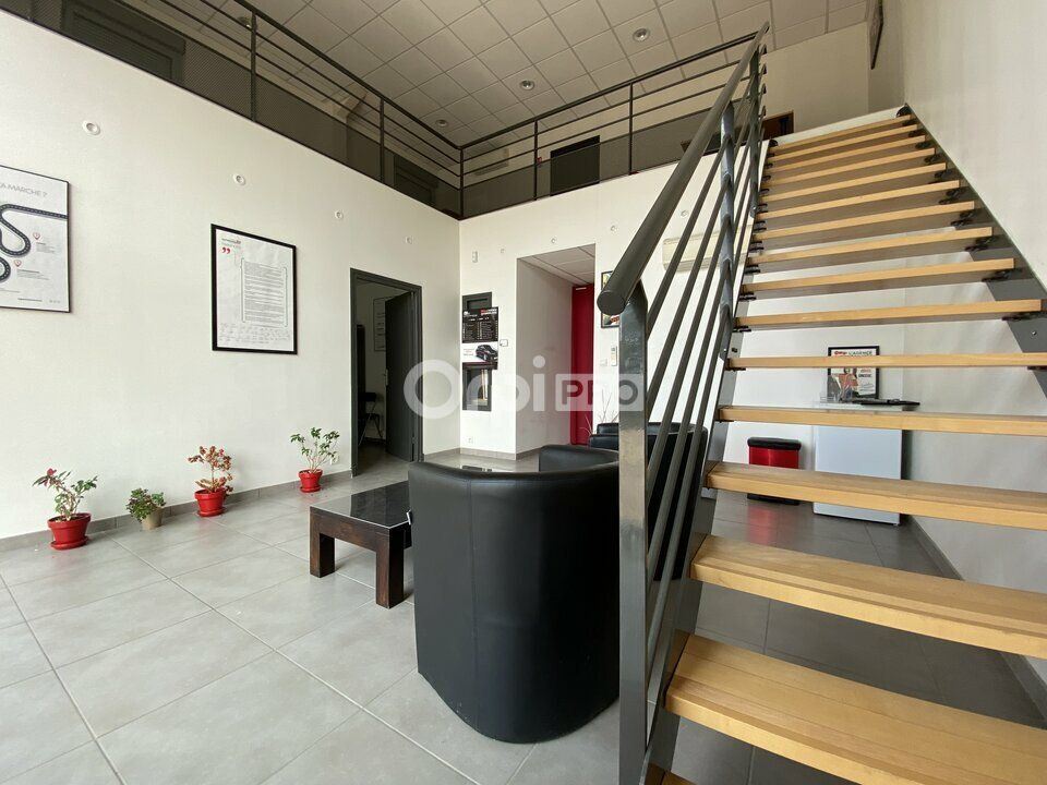 Location bureaux 73 m² non divisibles