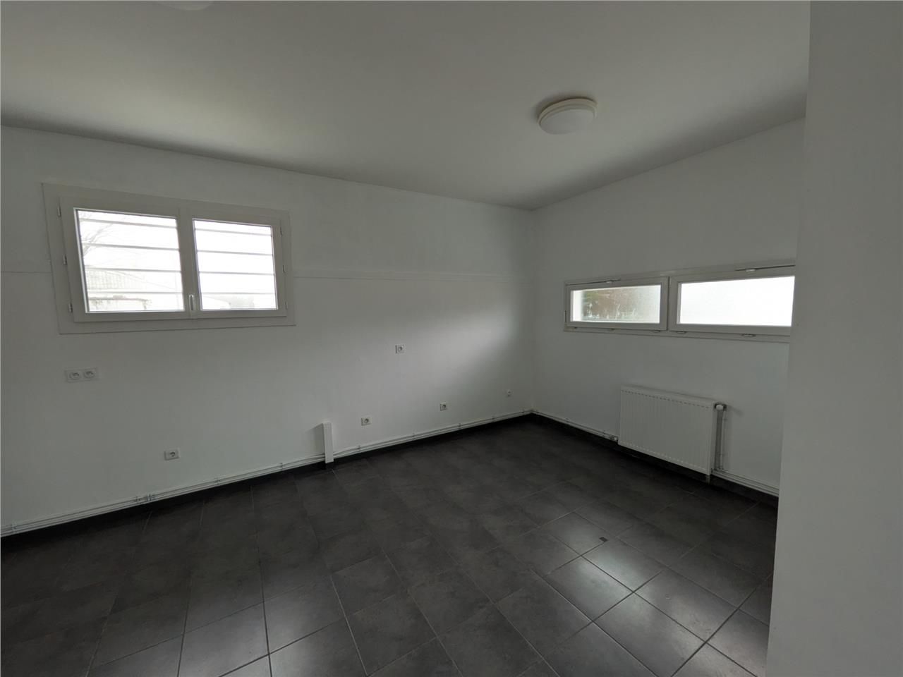 100 m² dispo à Pessac