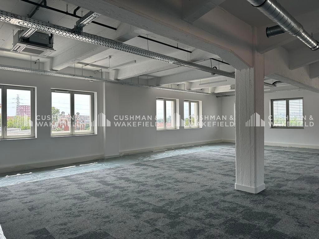 Vente bureaux 900 m² divisibles à partir de 291 m²