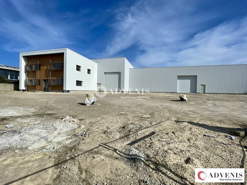 Location local d''activites 1060 m² non divisibles