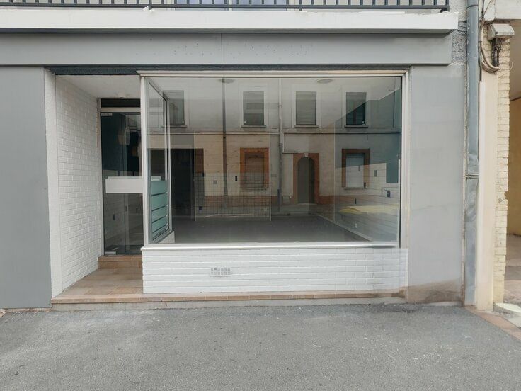 Location local commercial 30 m² non divisibles